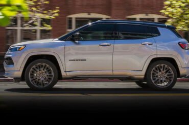 2025 Jeep Compass Vs. 2025 Mazda Cx-5 Espanol: Which Reigns?