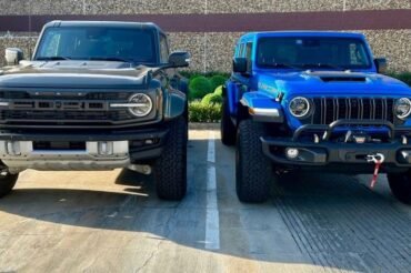 Ford Bronco Raptor Vs Jeep Wrangler 392: Off-Road Showdown