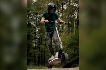 How to Choose the Best Electric Moped for Adult Riders? Expert Tips