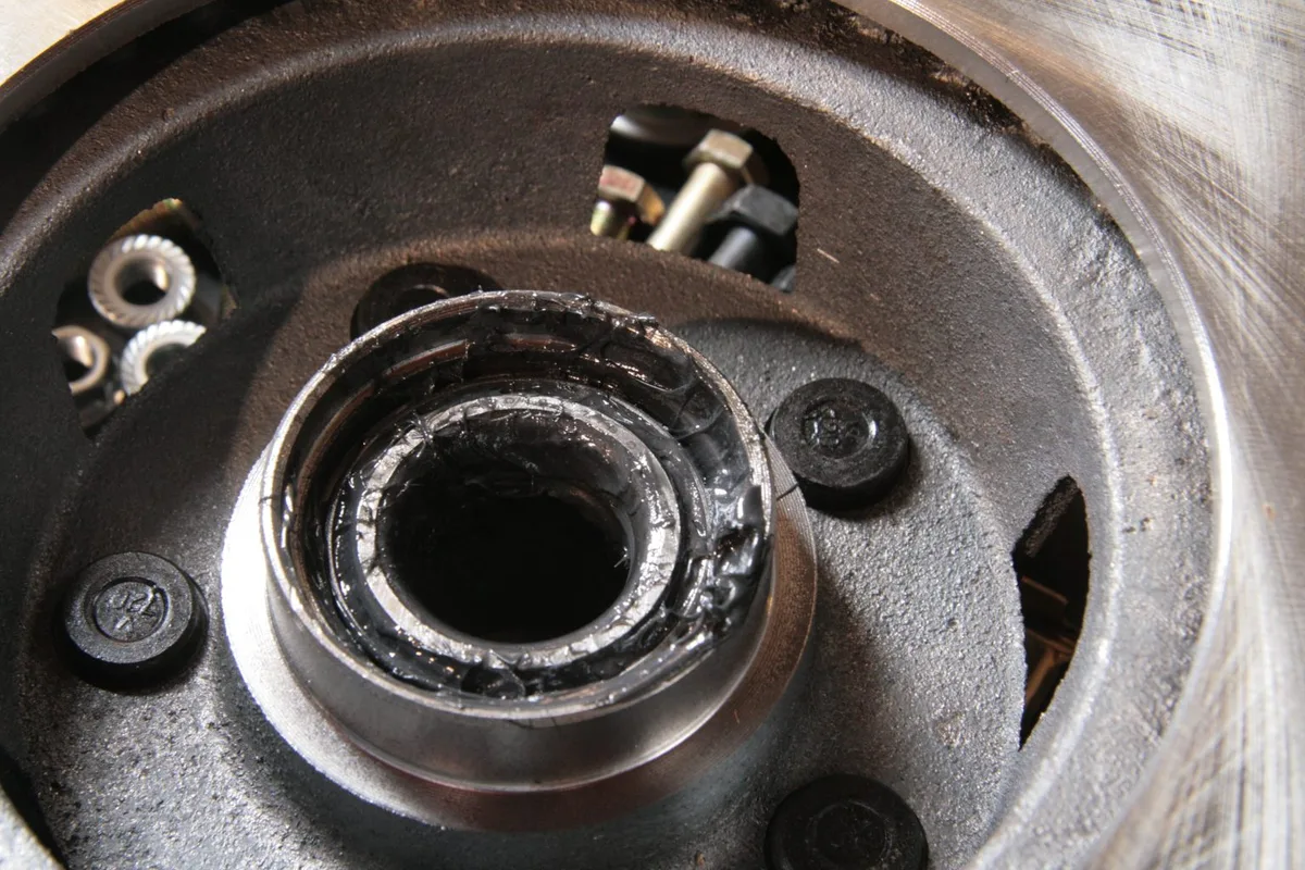 adult scooter wheel making noise