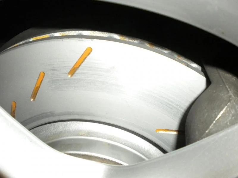 brake pad clearance gap