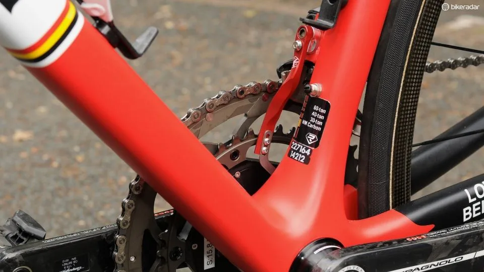 chain catcher device