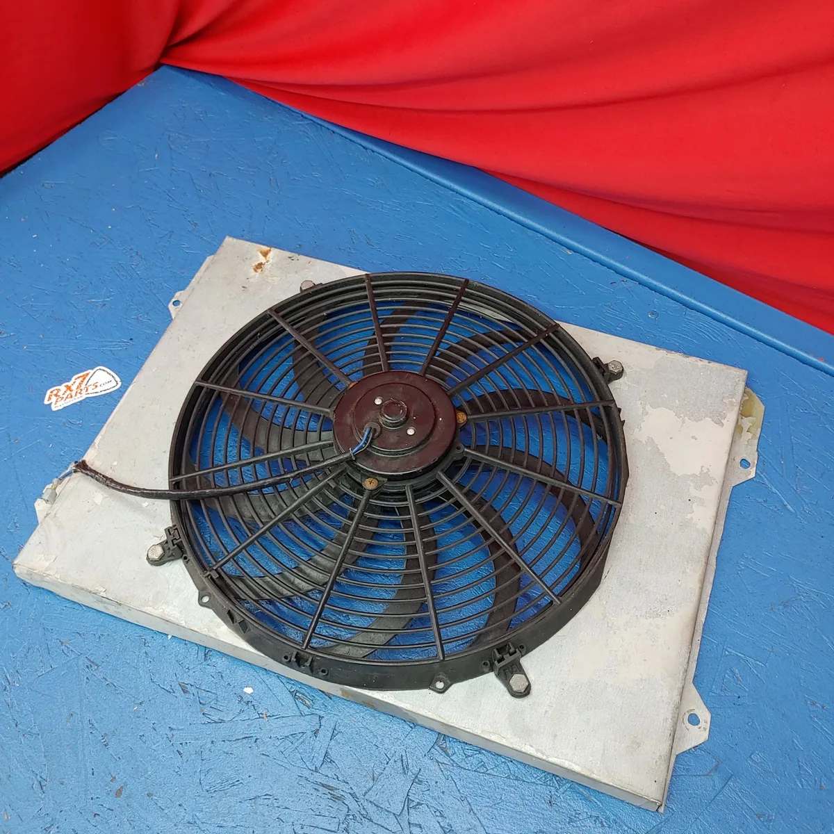 Electric cooling fans