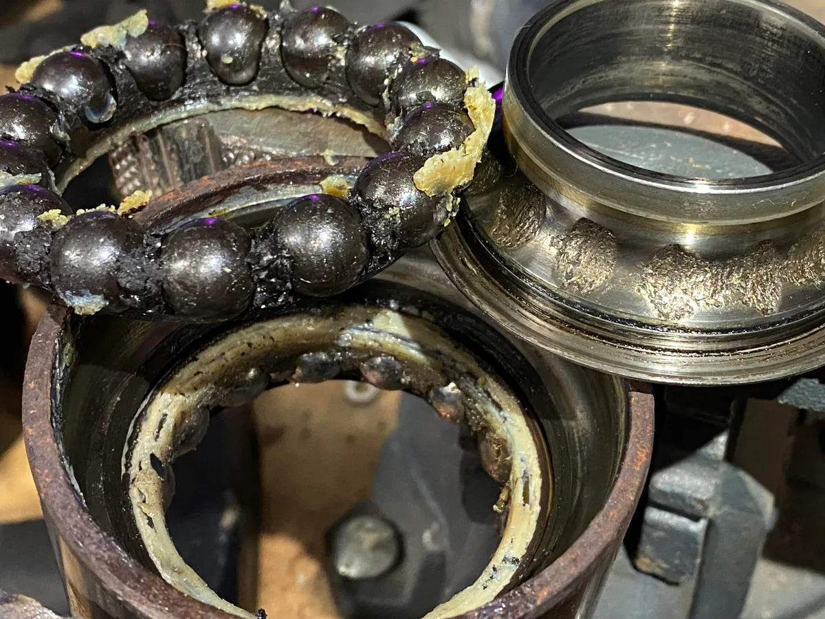 electric scooter bearings making noise
