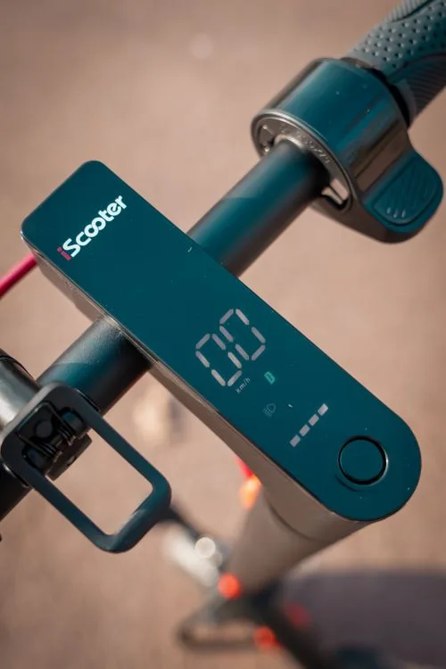 electric scooter display won't turn on