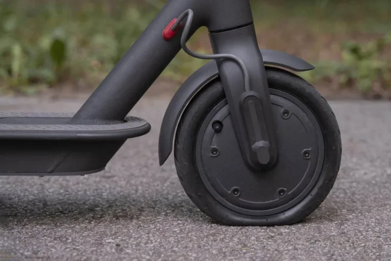 electric scooter tire keeps going flat