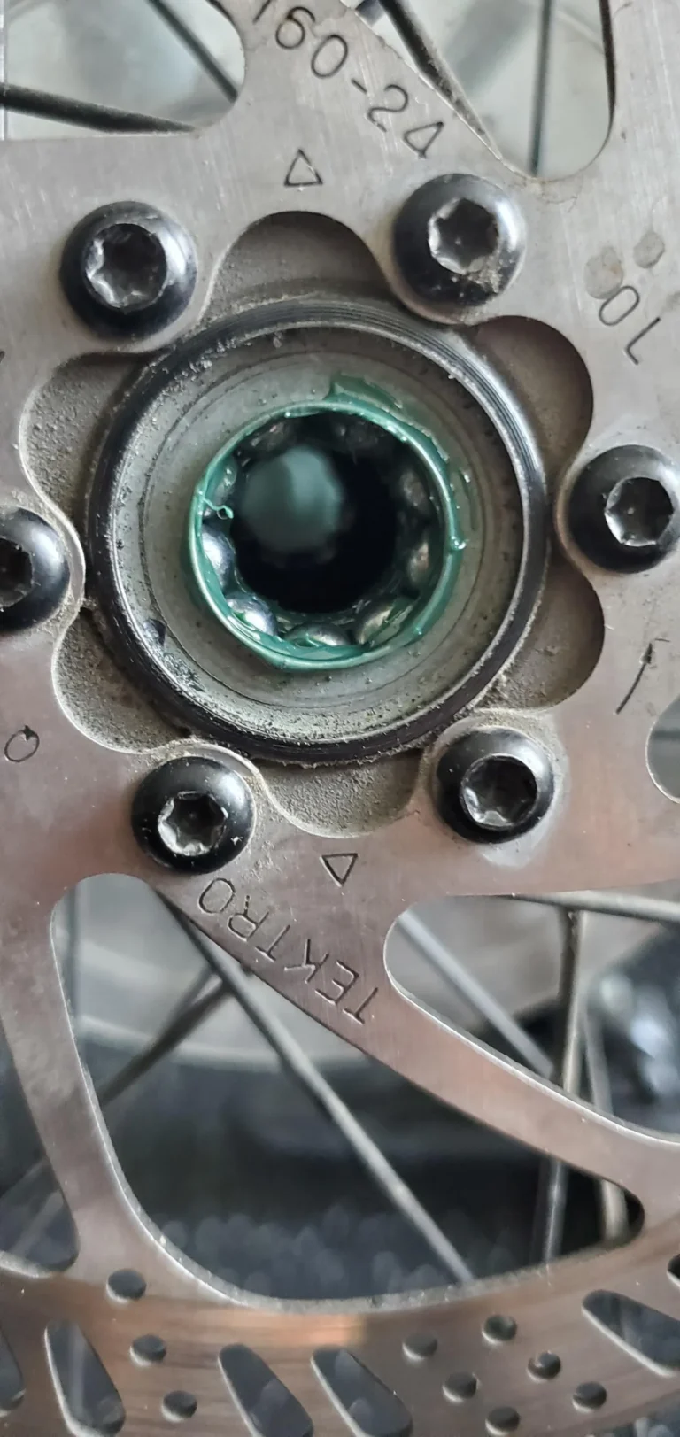 Giant Talon 2 rear wheel problem