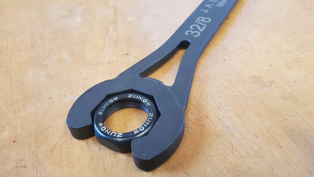 headset adjustment two wrench method