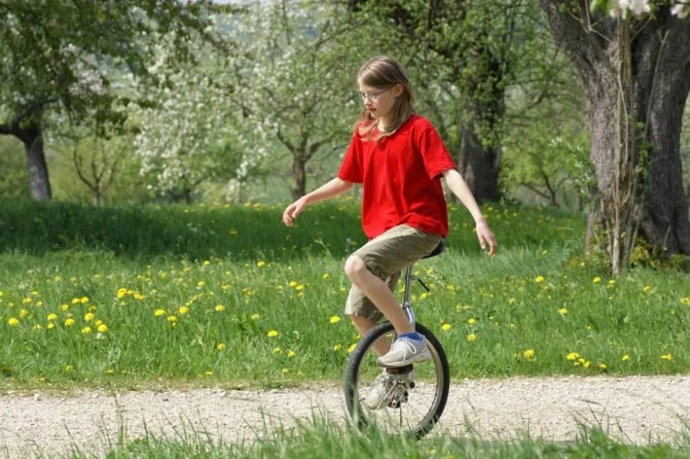 how many hours does it take to learn a unicycle