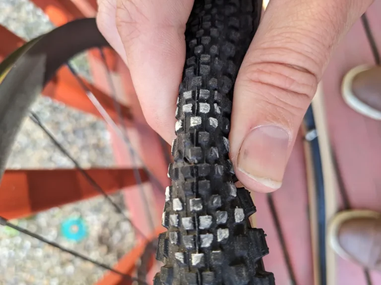 hybrid bike tire puncture problem