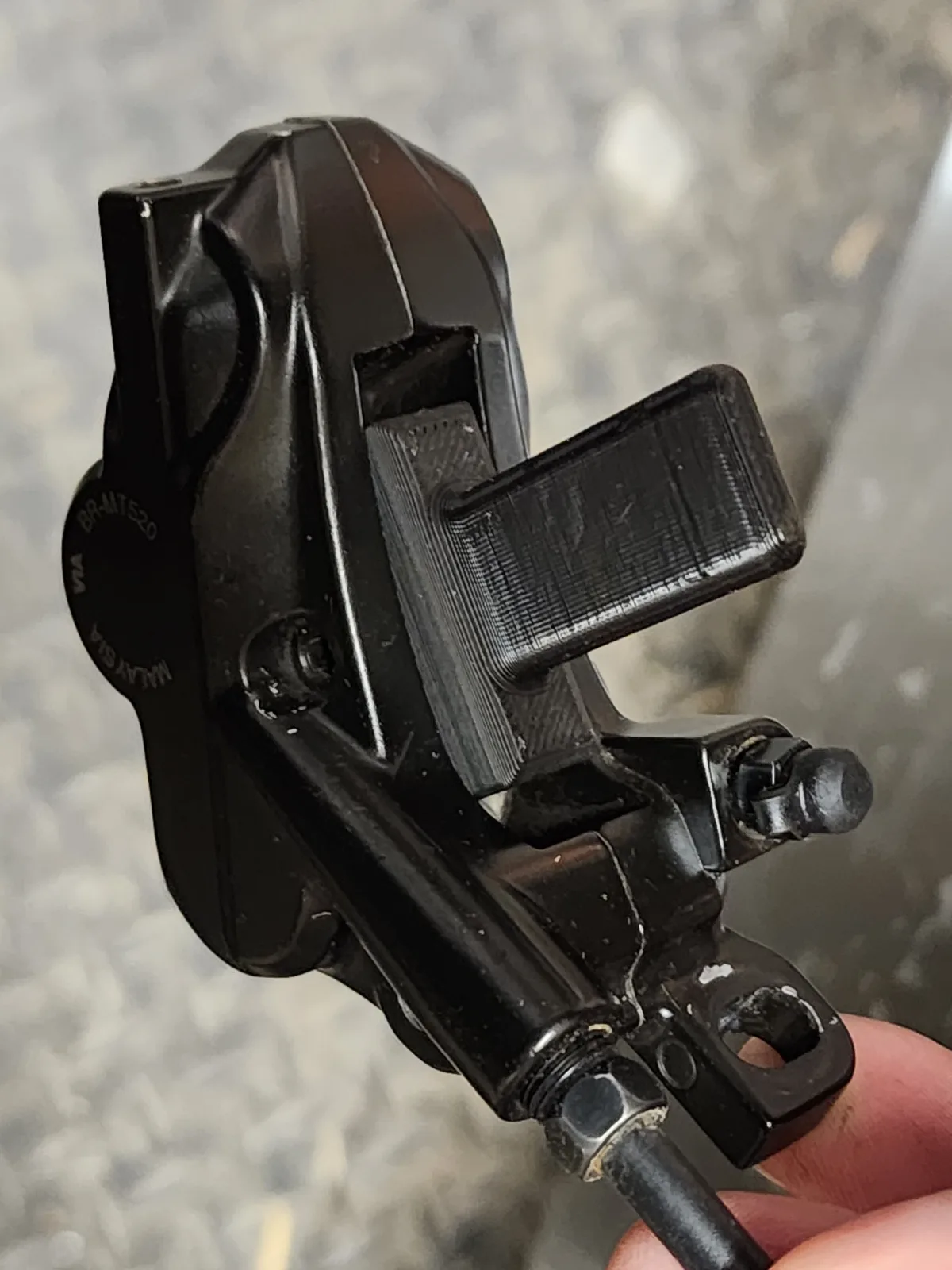 hydraulic caliper alignment