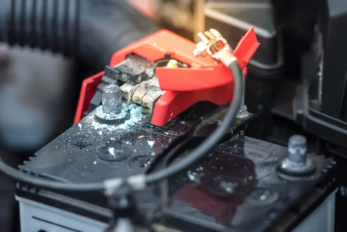 Hyundai Elantra battery problem