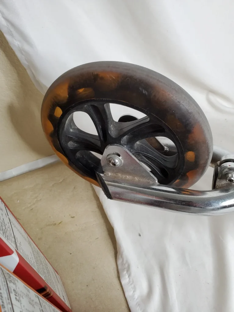 kick scooter wheels wearing unevenly