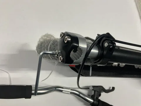kids scooter bolts keep loosening
