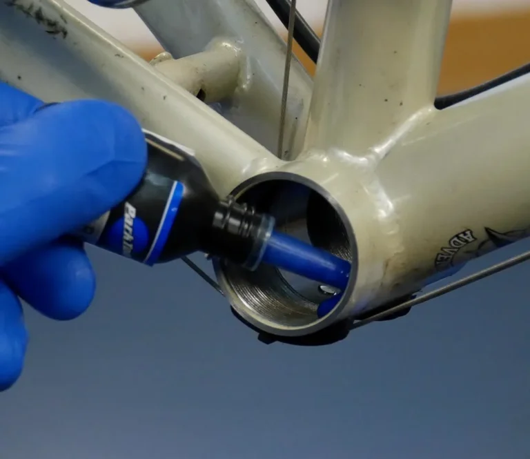 mountain bike bottom bracket clicking