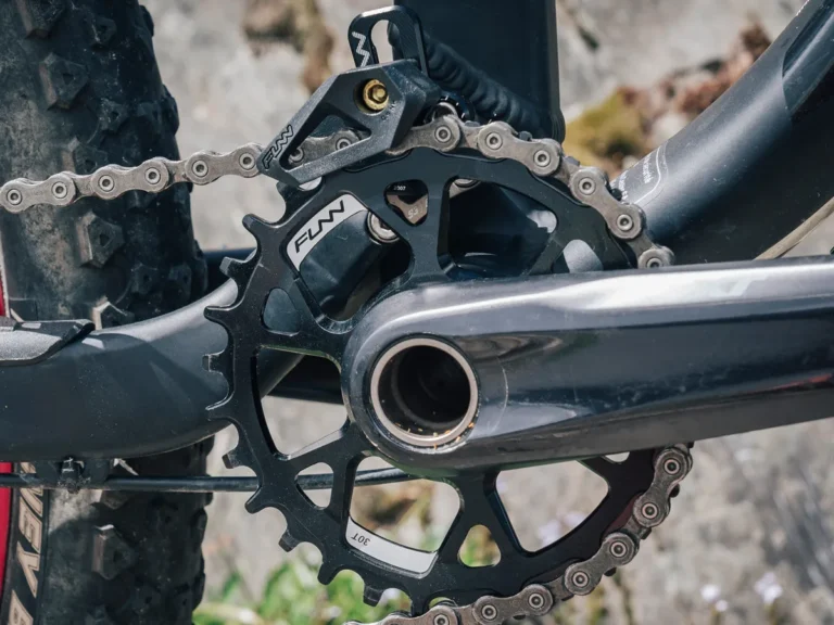 mountain bike chain keeps falling off