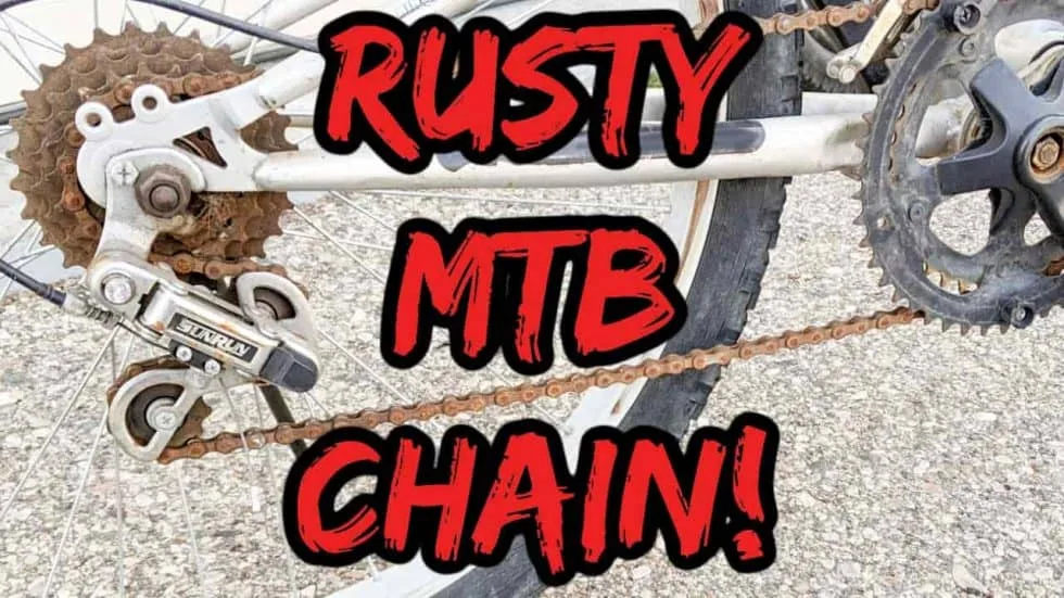 mountain bike chain rusted close-up