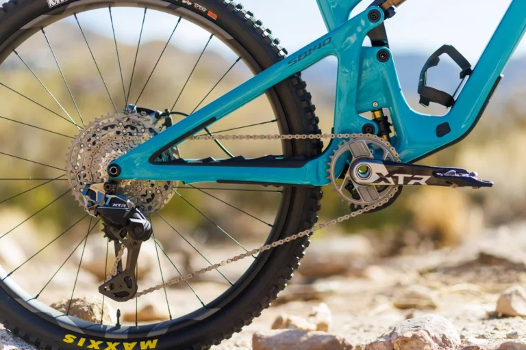 mountain bike chain stuck
