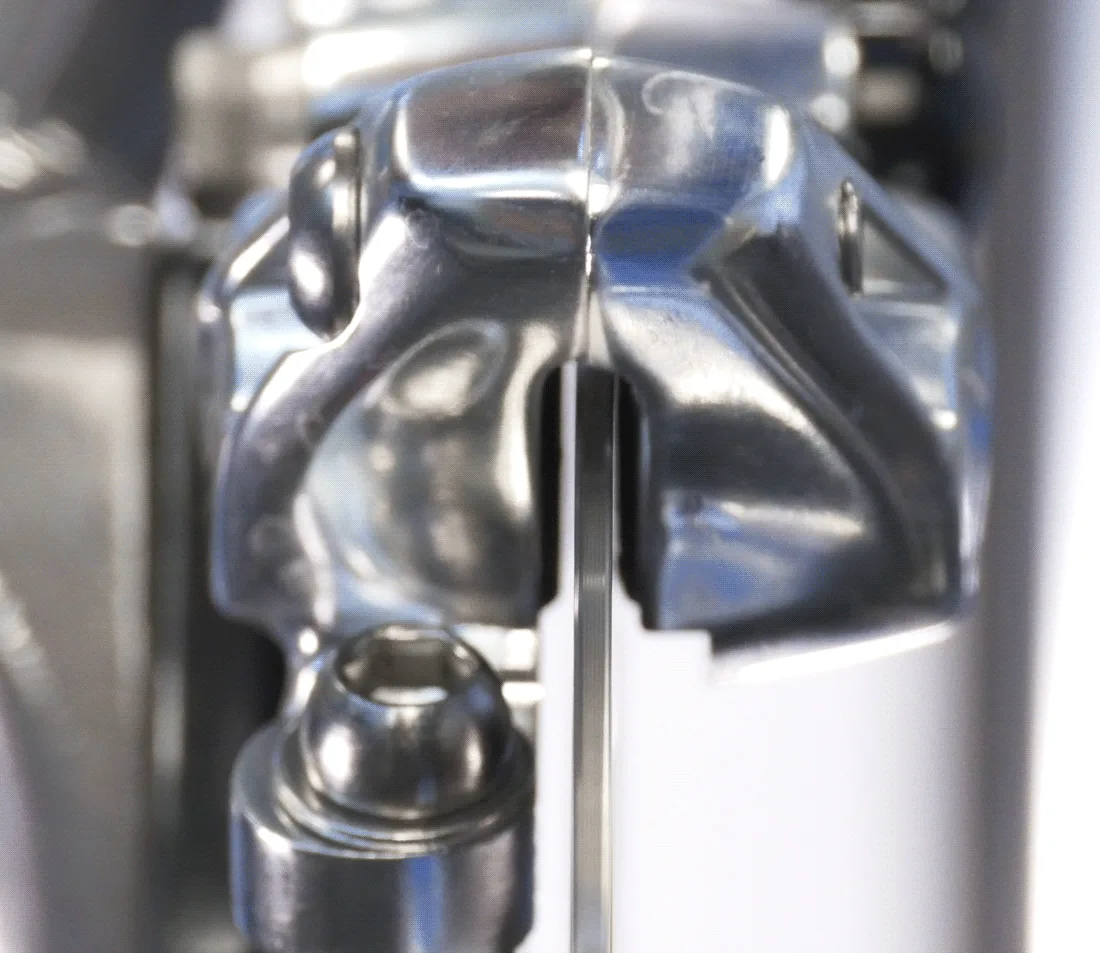 mountain bike disc brakes rubbing
