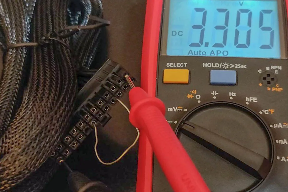 multimeter charge port test