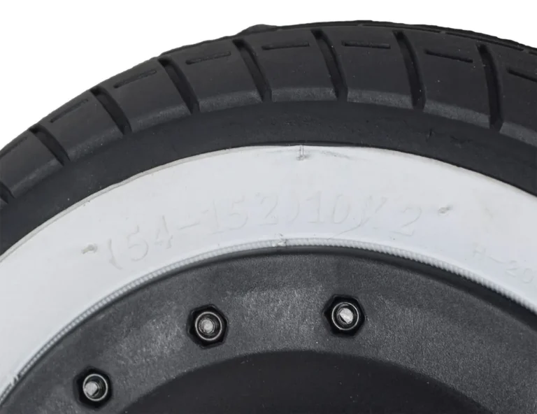 Razor A6 wheels not spinning