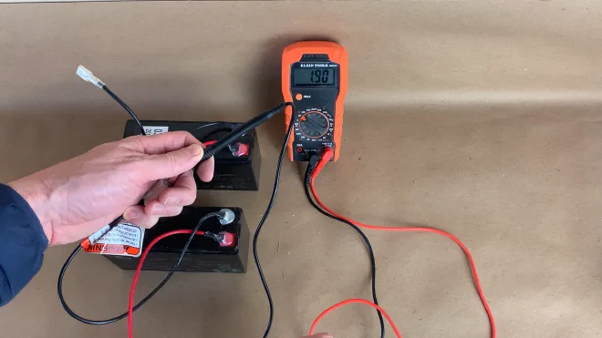 Razor E100 multimeter test