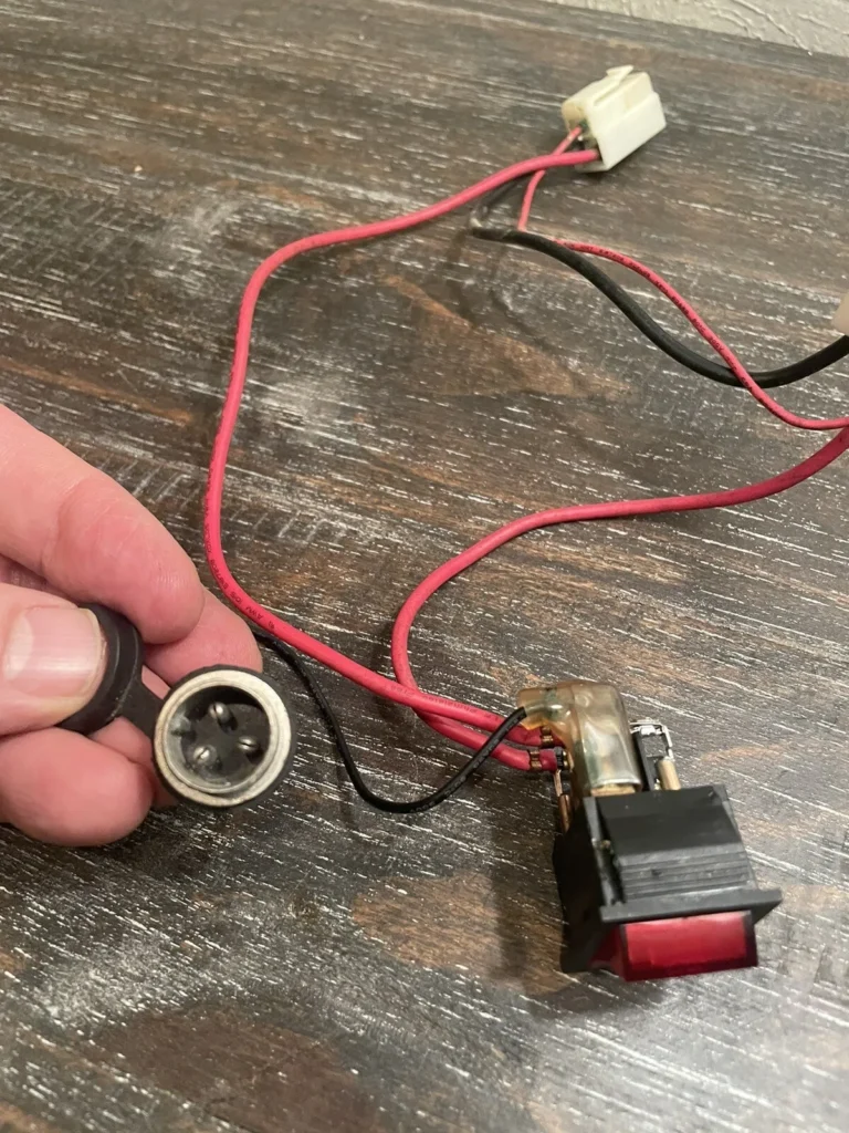 Razor E300 charging port problem
