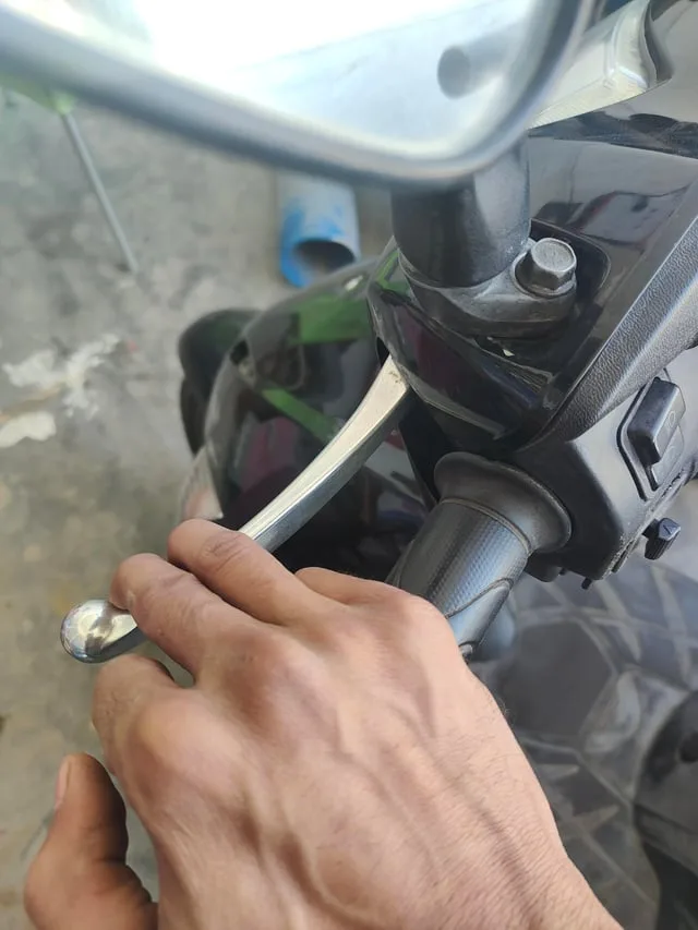 Rear fender brake