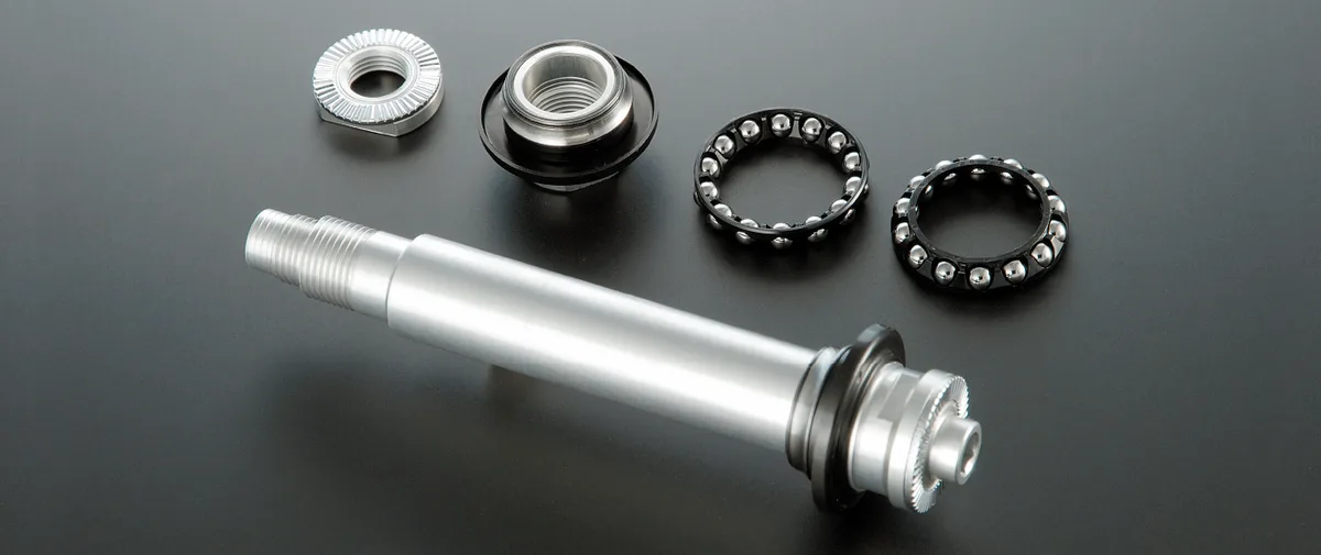 road bike hub loose
