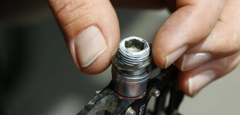 road bike pedals won't turn