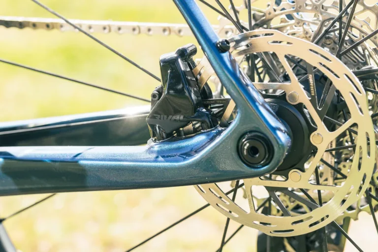 road bike vibrating while braking