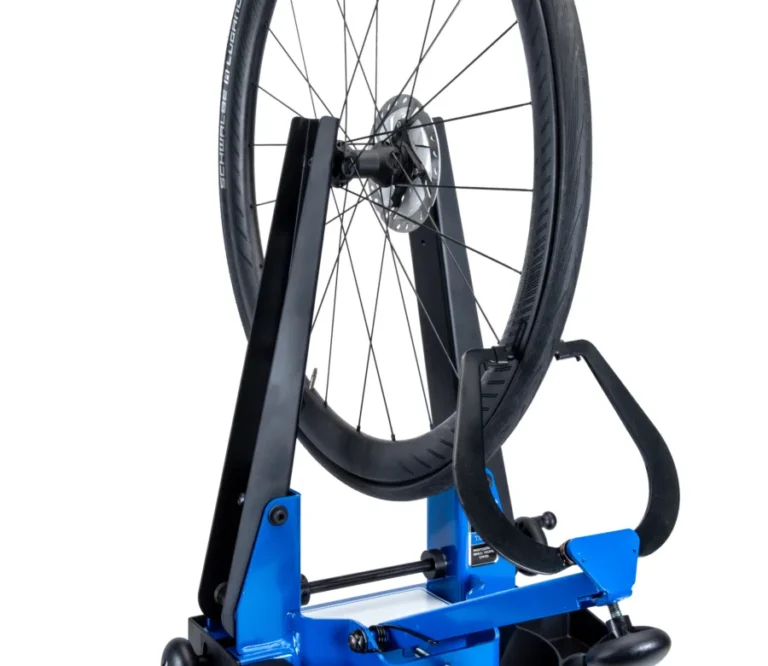 road bike wheel alignment problem
