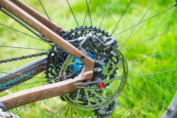 Santa Cruz Chameleon rear hub