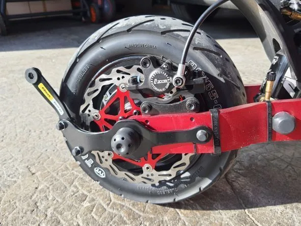 scooter wheel falling off
