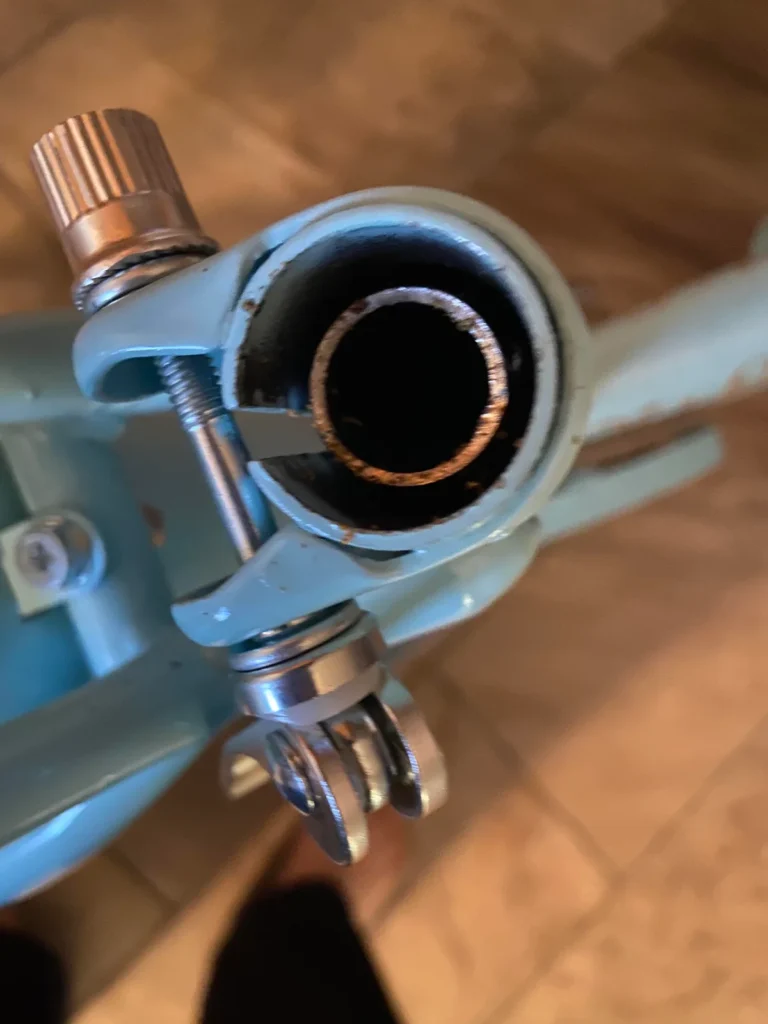seized seat post close-up