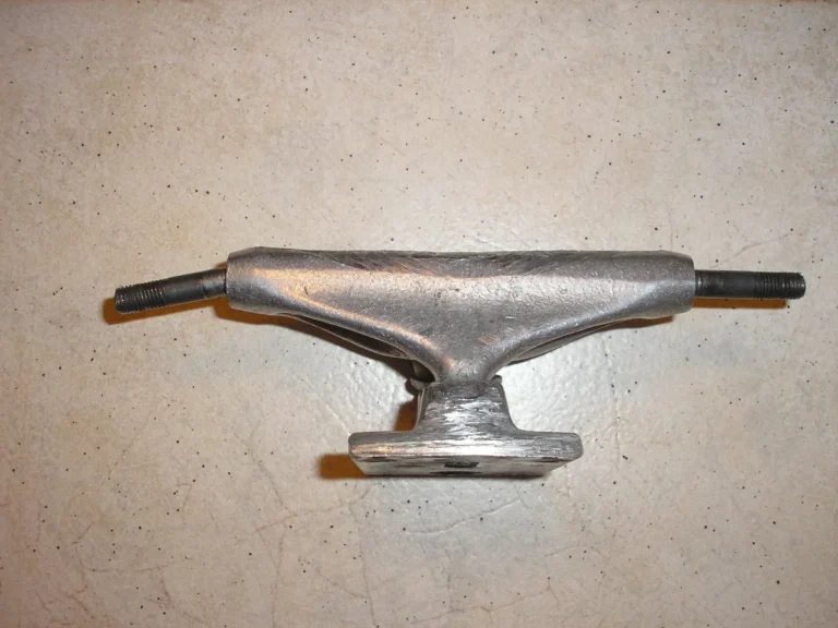 skateboard axle problem