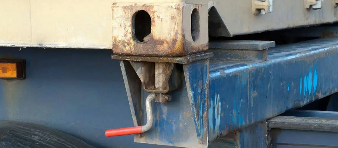 twist lock collar corrosion