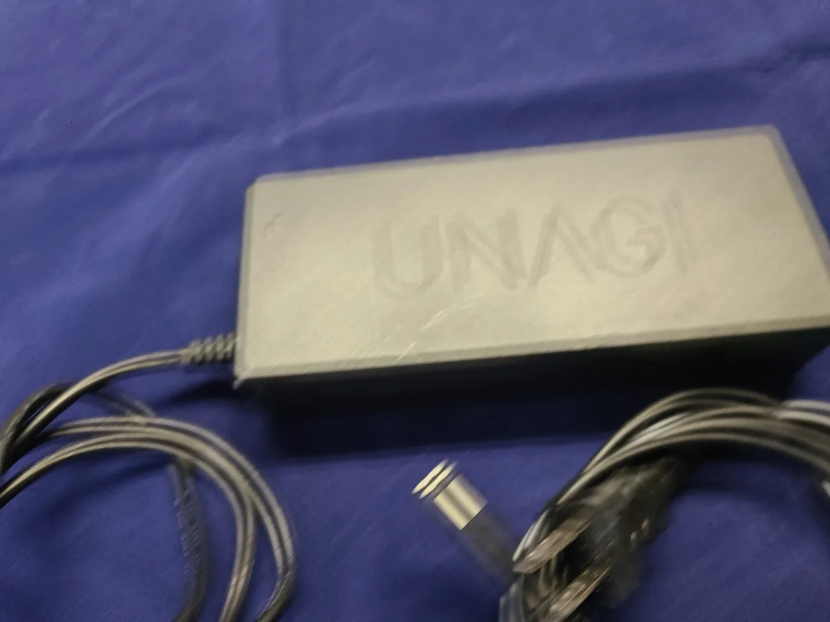 Unagi charger LED green diagnosis