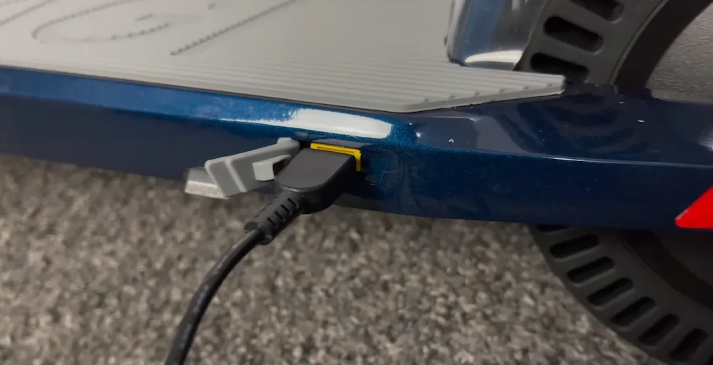 Unagi Model One magnetic charging pins