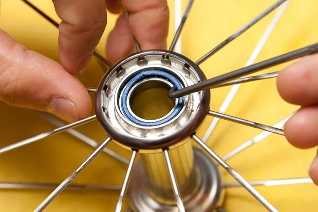 wheel bearing play test
